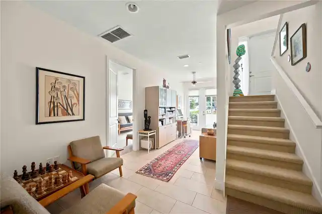 Listing Photo 14
