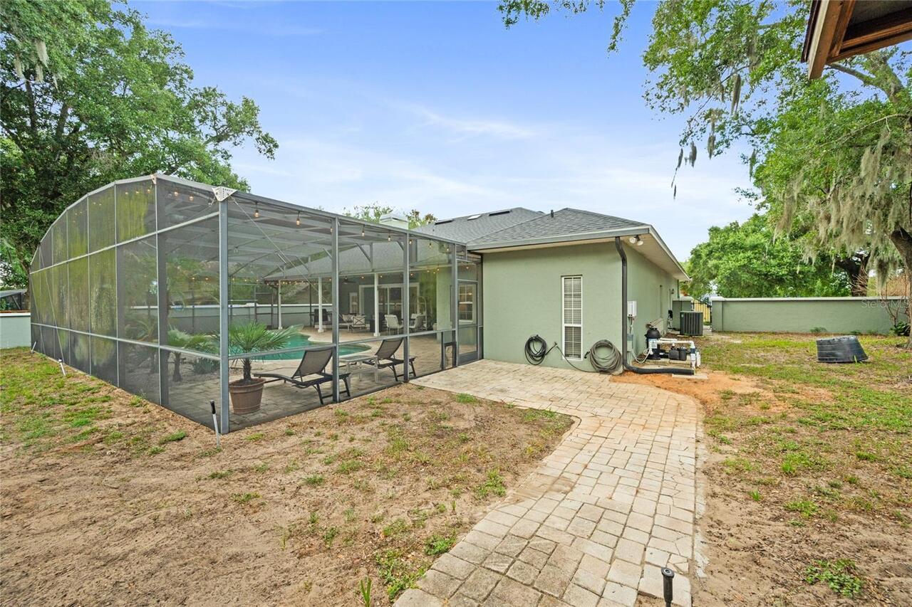 Listing Photo 37