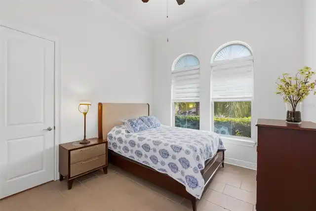 Listing Photo 37