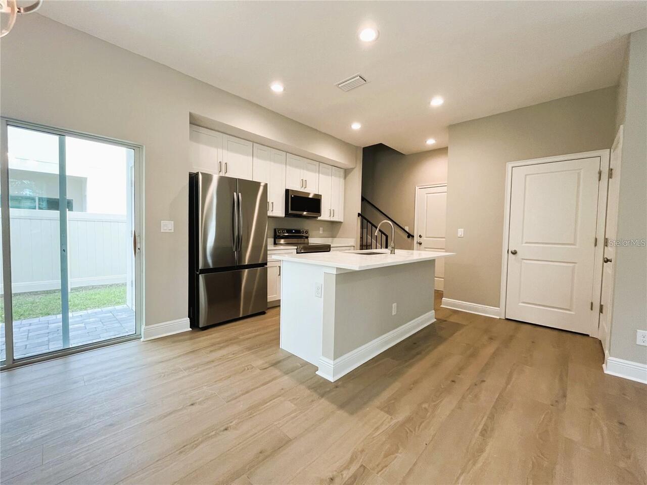 Listing Photo 7