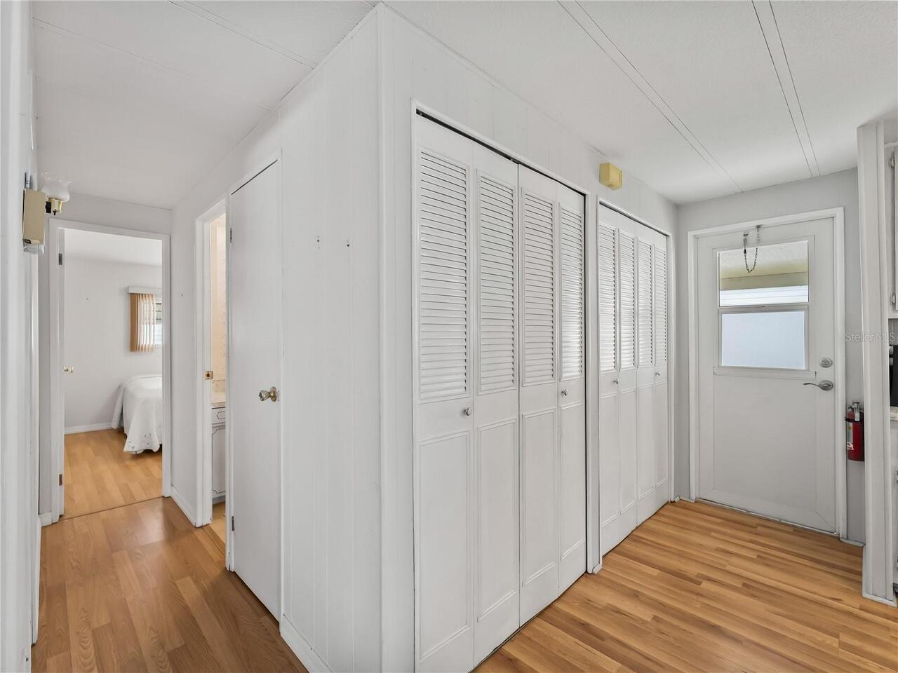 Listing Photo 16