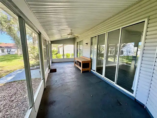 Listing Photo 11