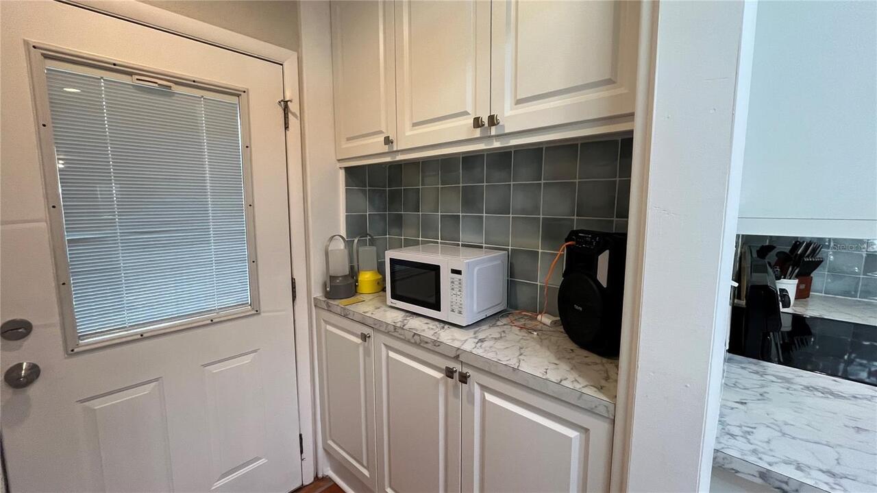Listing Photo 14