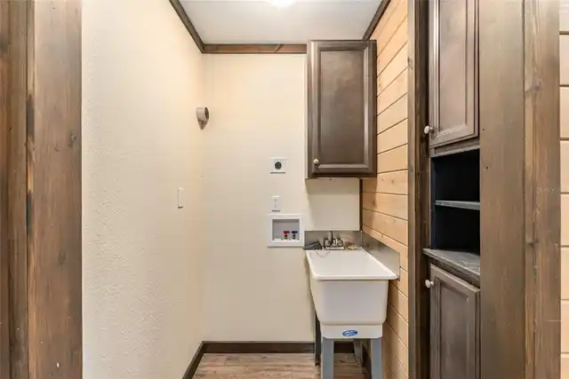 Listing Photo 15
