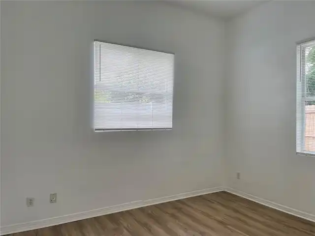 Listing Photo 26