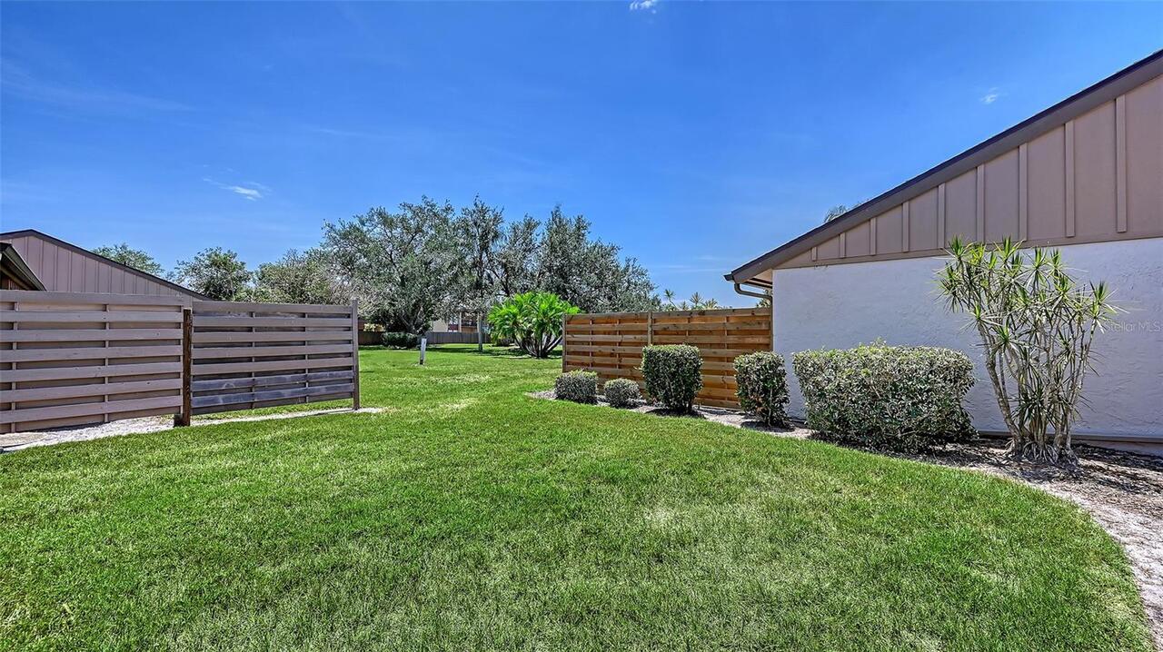 Listing Photo 22
