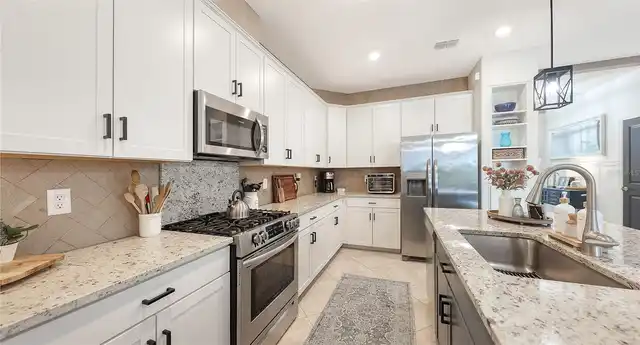 Listing Photo 18