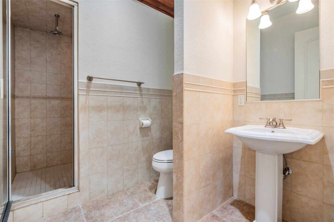Listing Photo 32