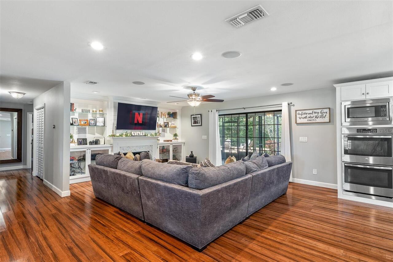 Listing Photo 14