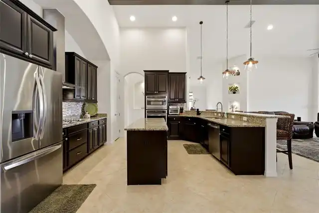 Listing Photo 16