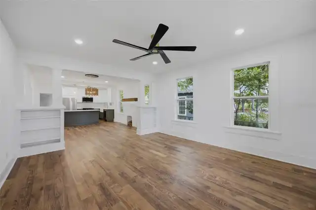 Listing Photo 9