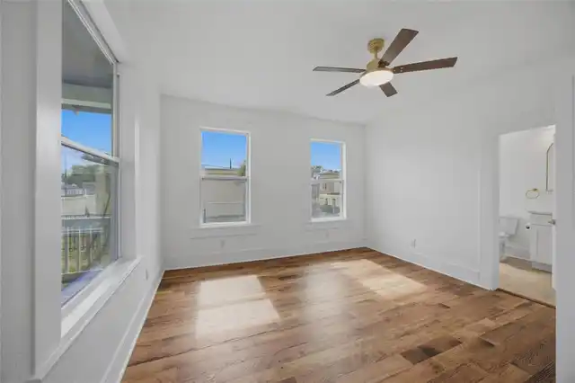 Listing Photo 15