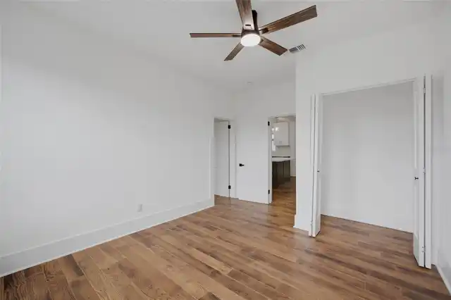 Listing Photo 23