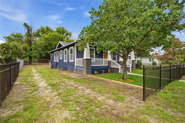 Listing Photo 29