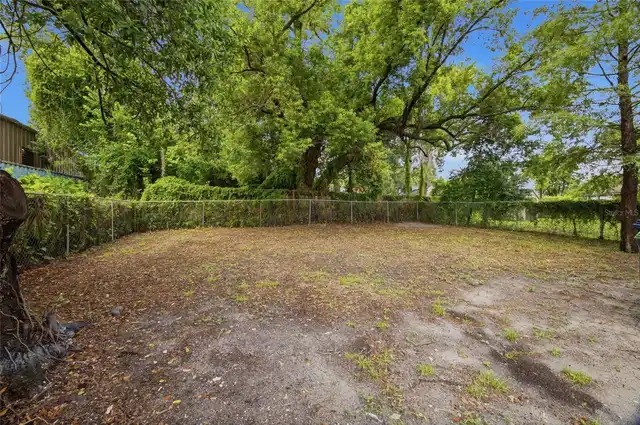 Listing Photo 36