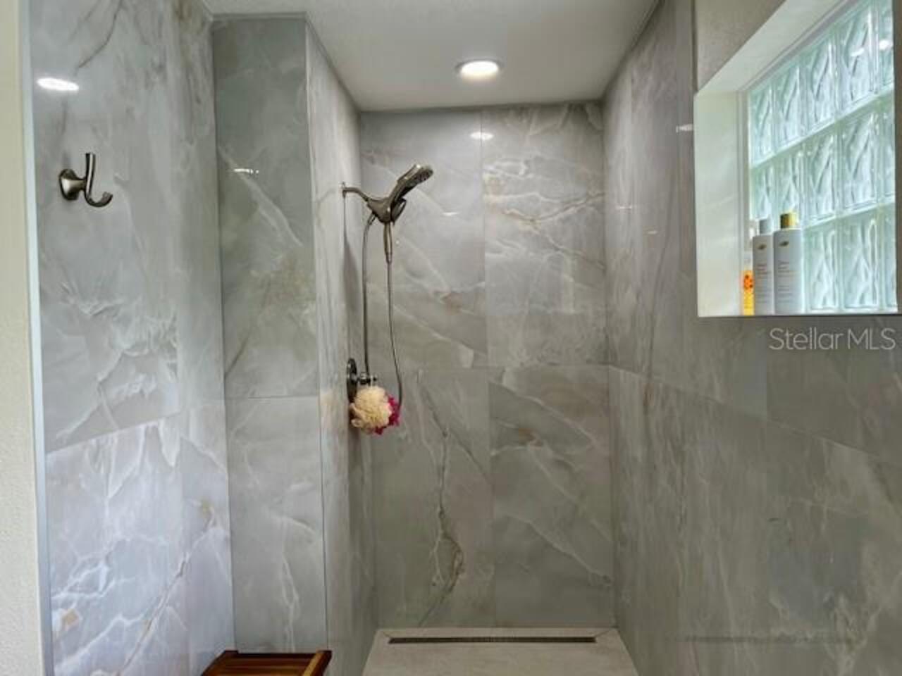 Listing Photo 20