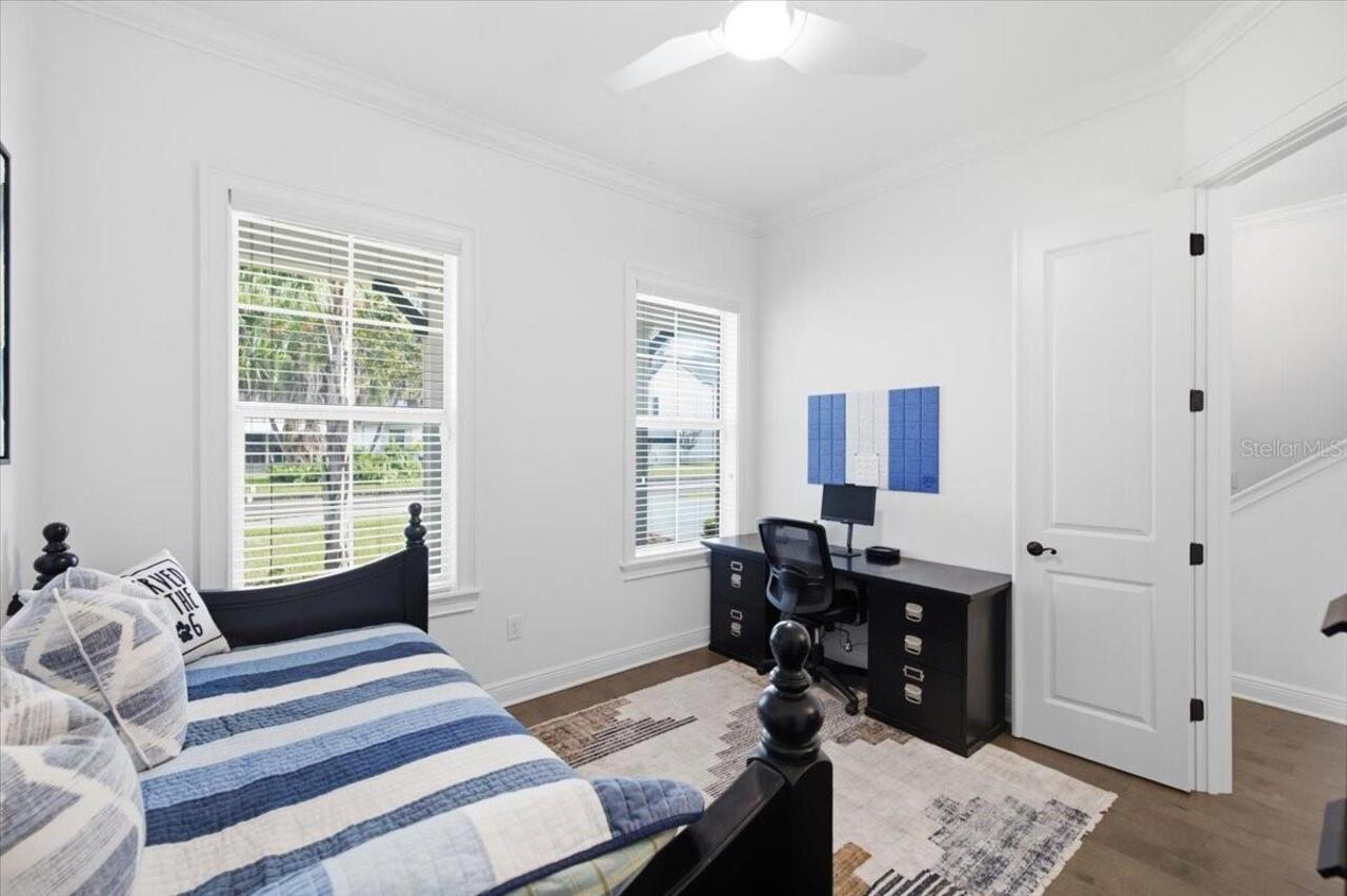 Listing Photo 9