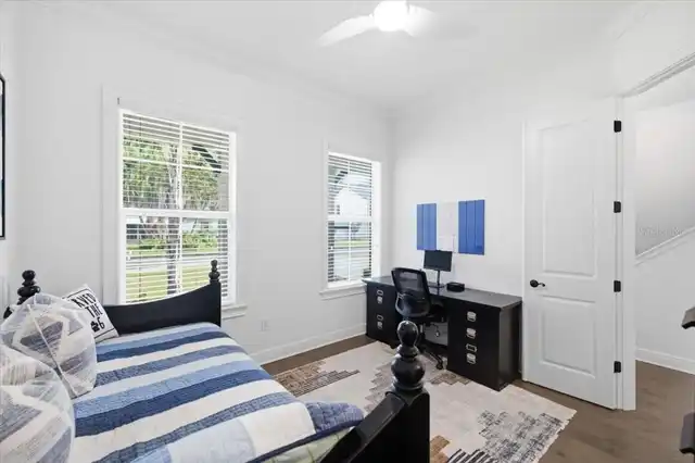 Listing Photo 9