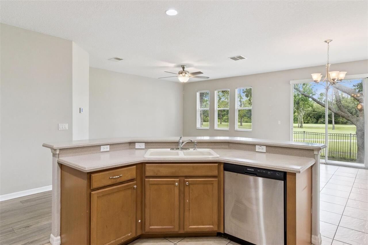 Listing Photo 16