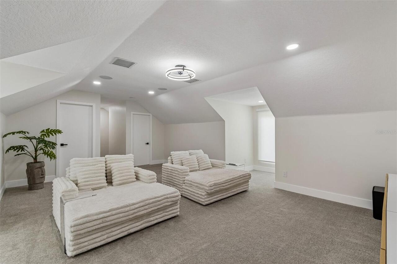 Listing Photo 74