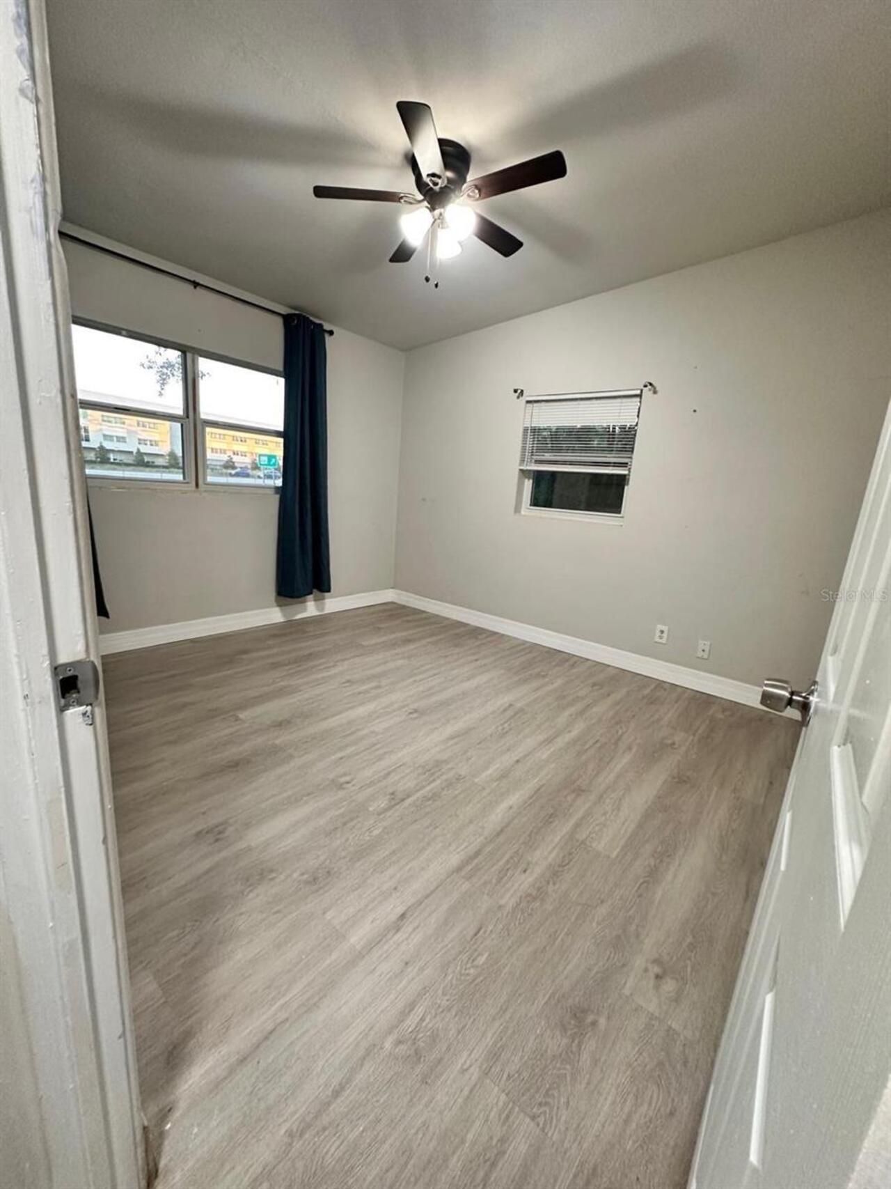 Listing Photo 8