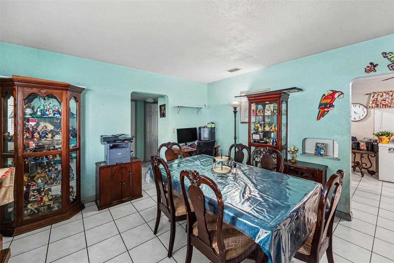 Listing Photo 8