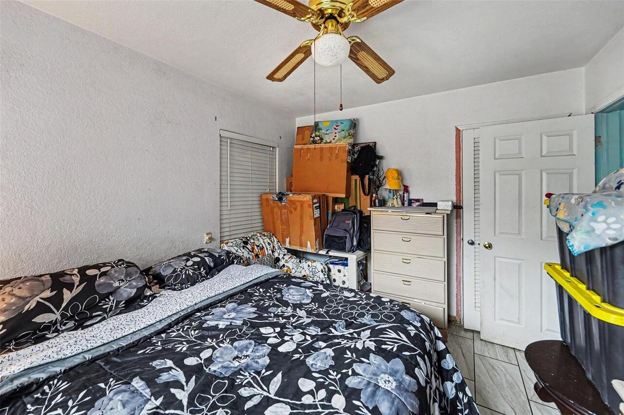 Listing Photo 12