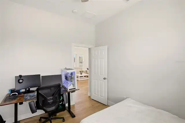 Listing Photo 28