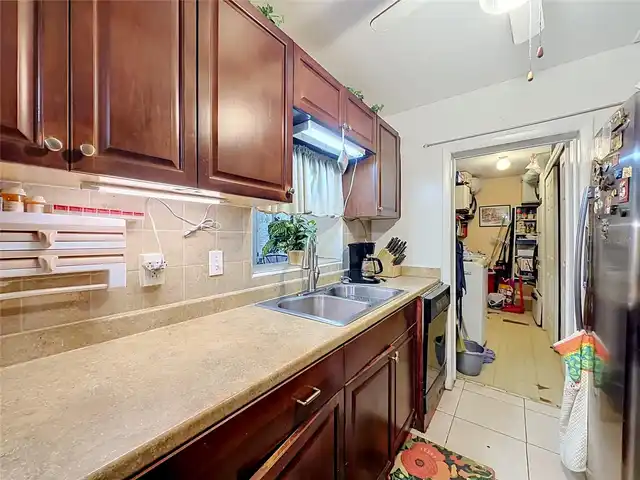 Listing Photo 28