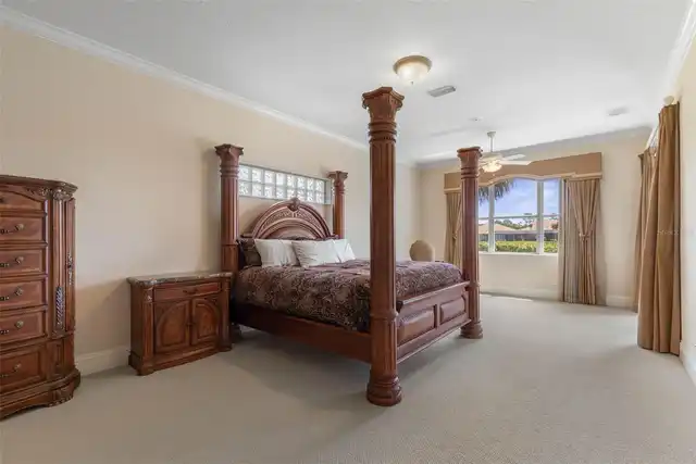 Listing Photo 33