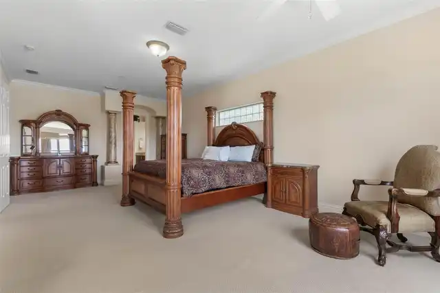 Listing Photo 34