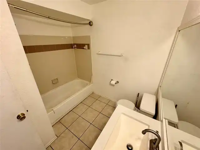 Listing Photo 20