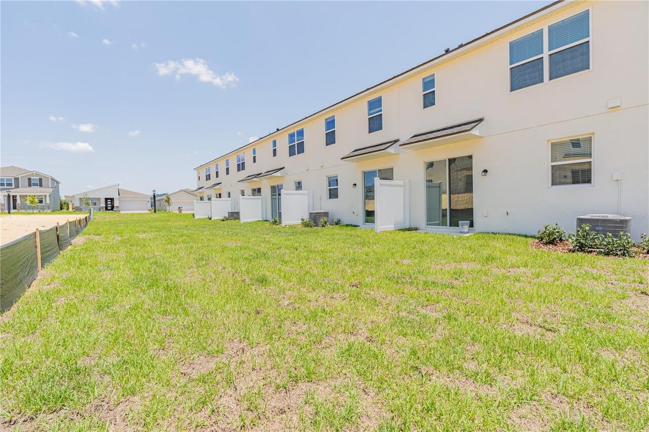Listing Photo 14