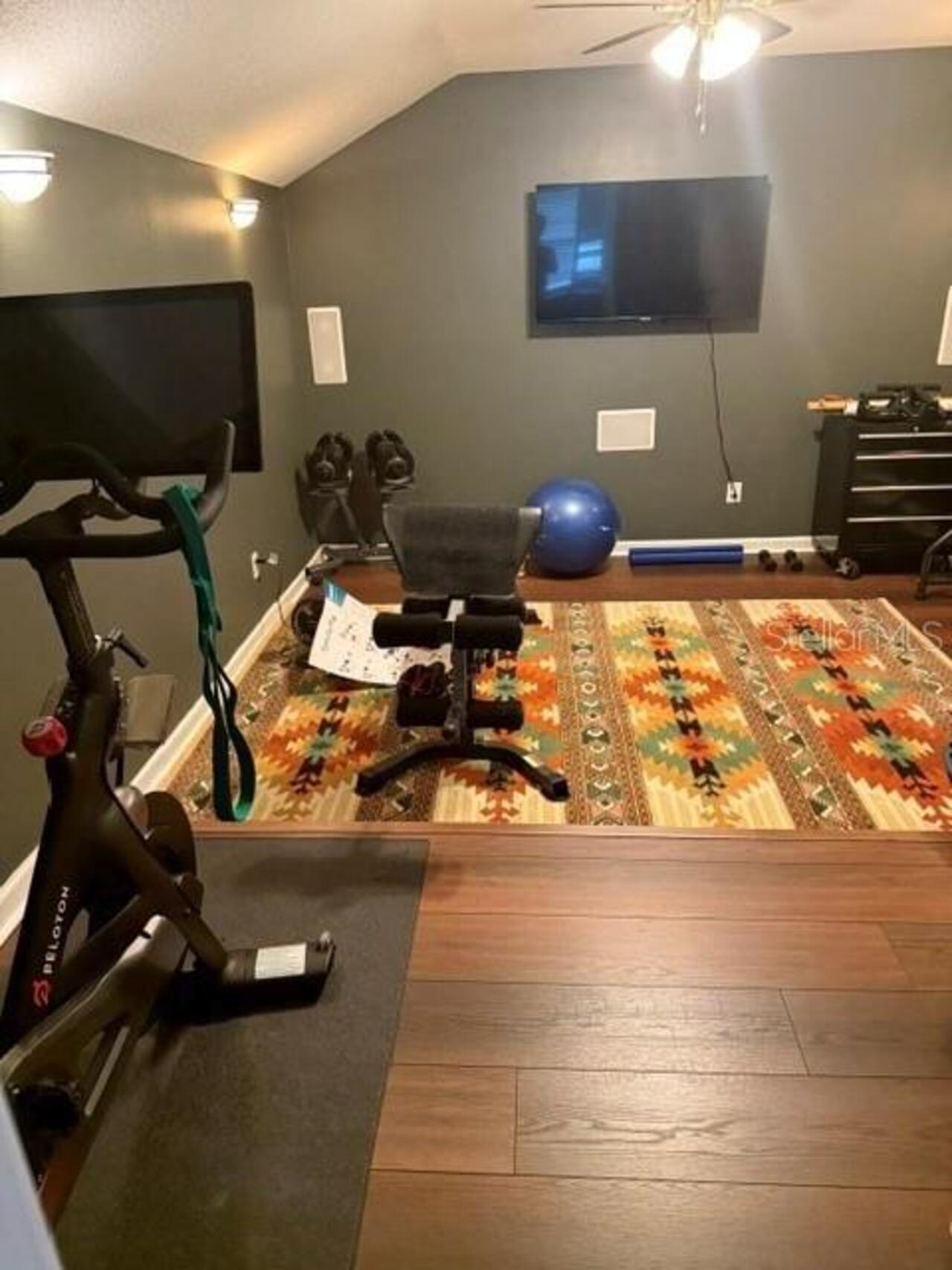 Listing Photo 19