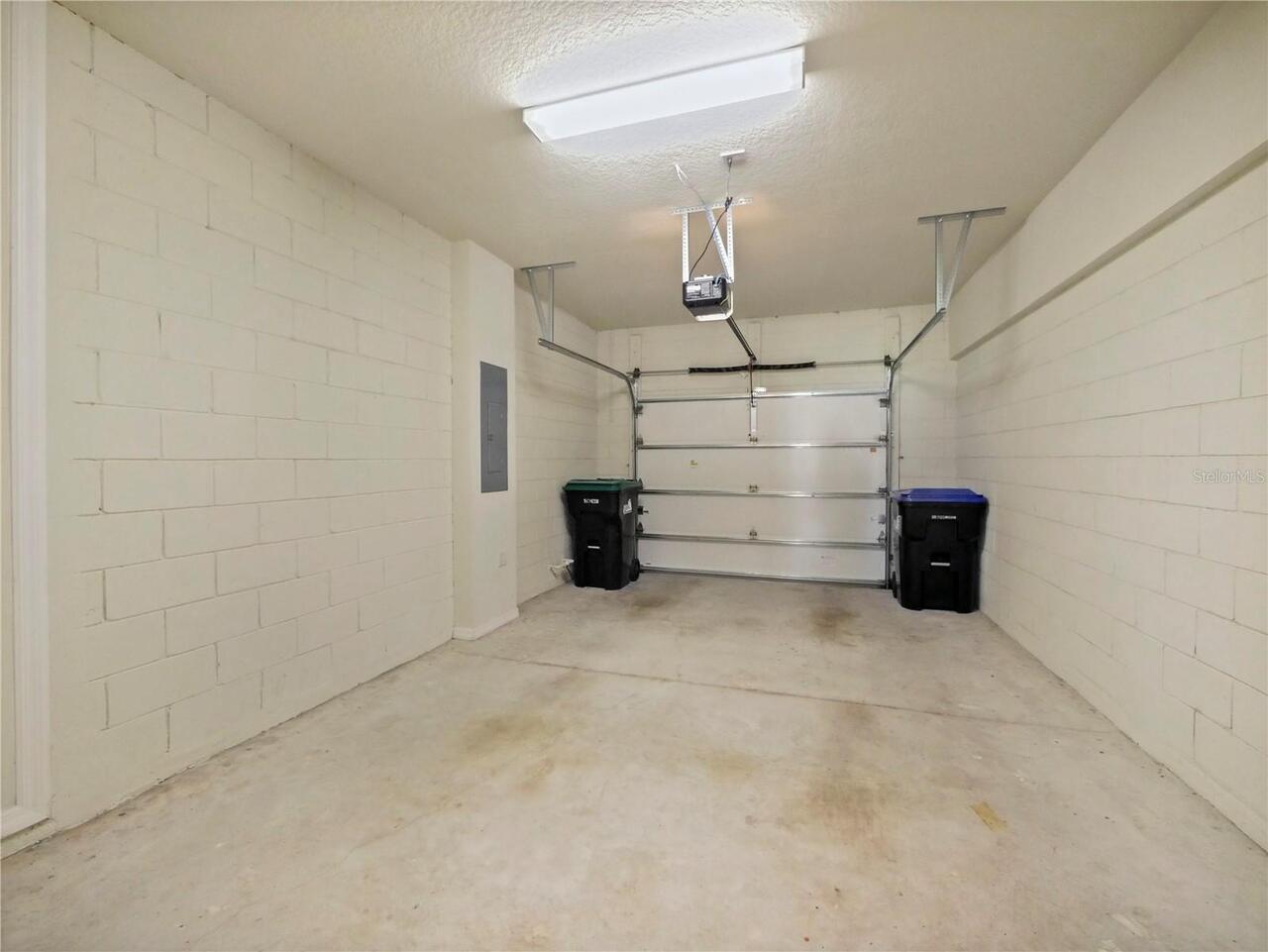 Listing Photo 14