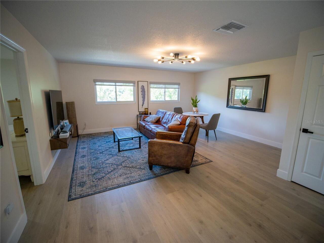 Listing Photo 34