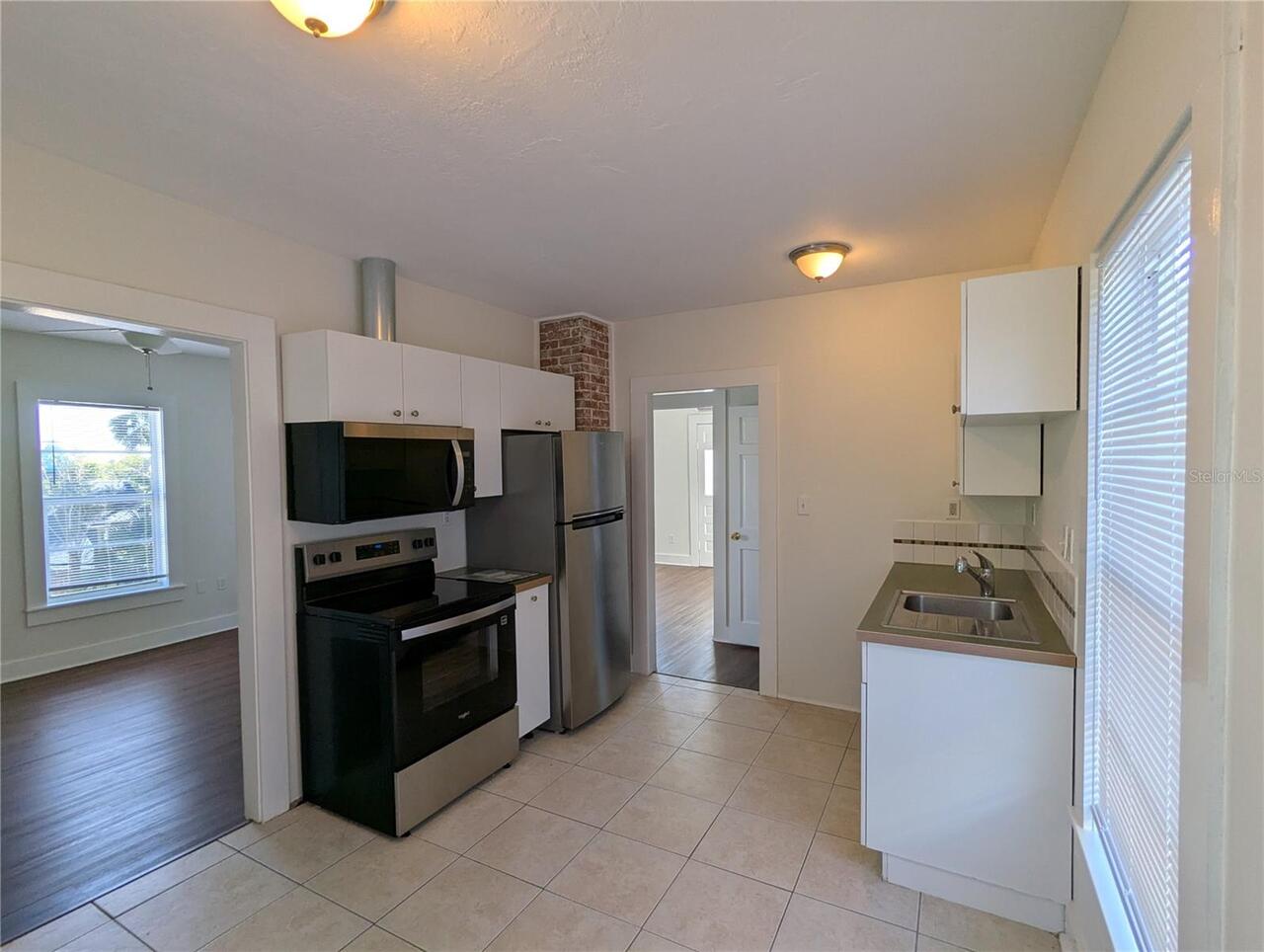 Listing Photo 14