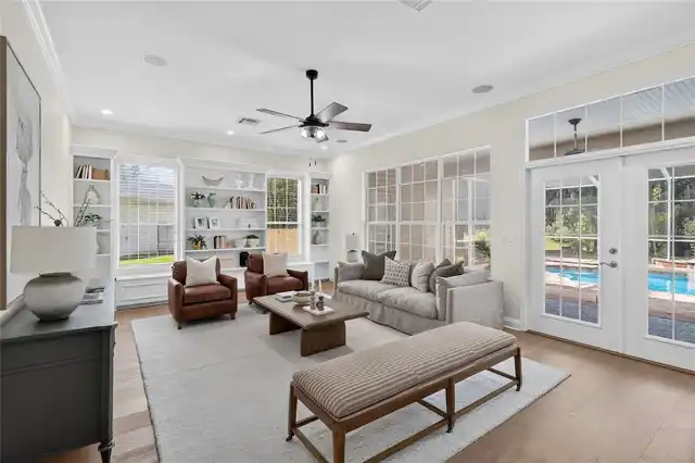 Listing Photo 32