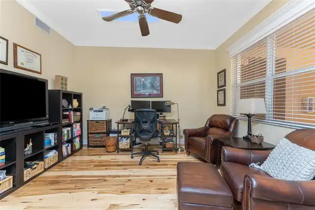 Listing Photo 21