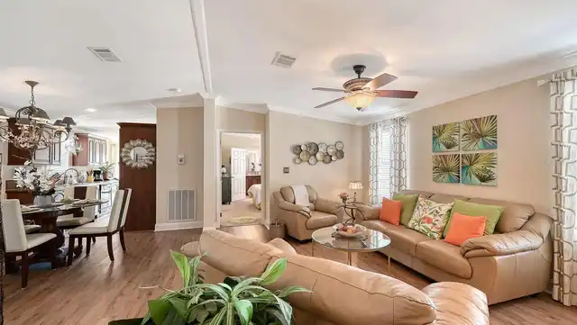 Listing Photo 16