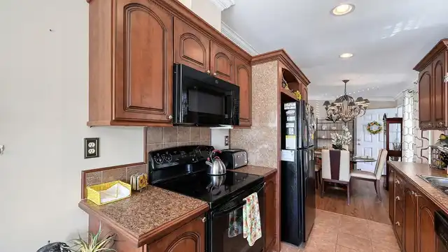 Listing Photo 23
