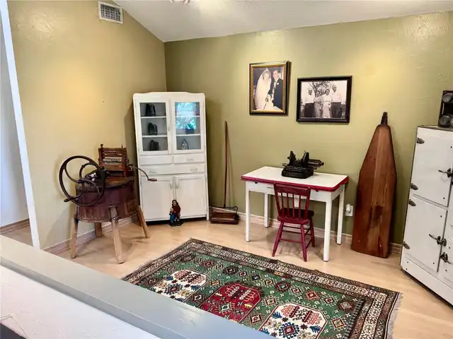 Listing Photo 20