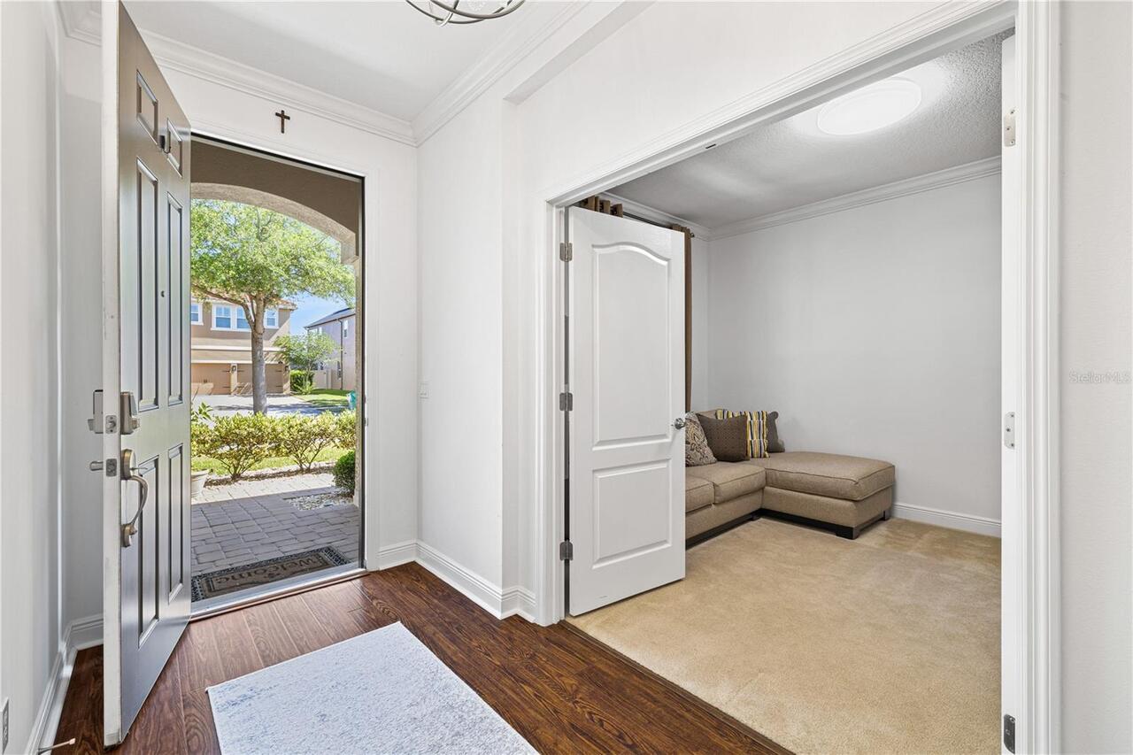 Listing Photo 10