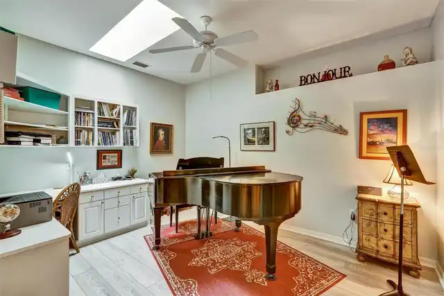 Listing Photo 13