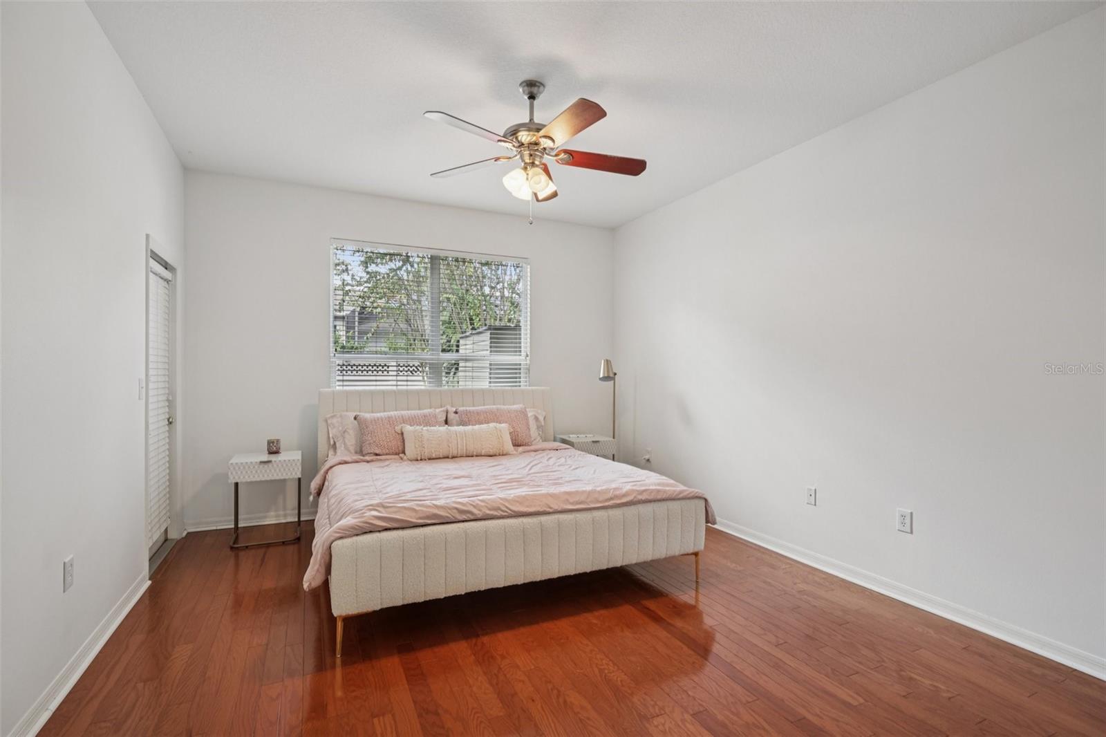 Listing Photo 24