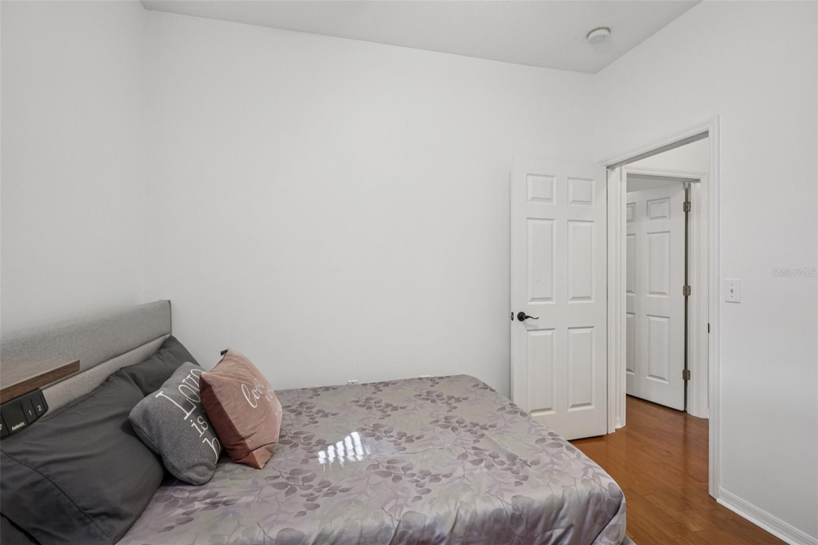 Listing Photo 32