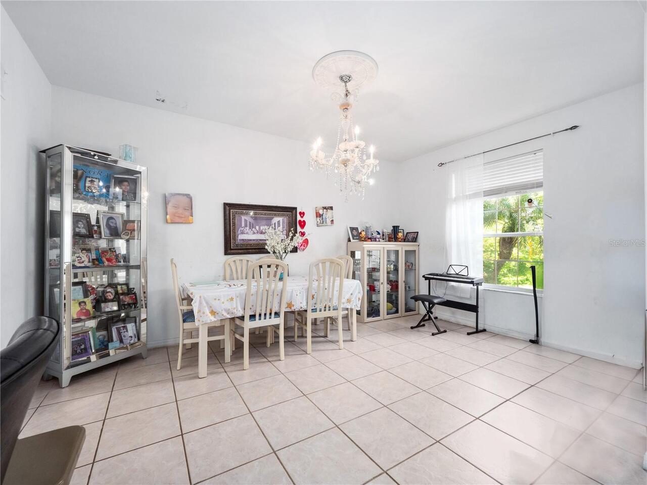 Listing Photo 6