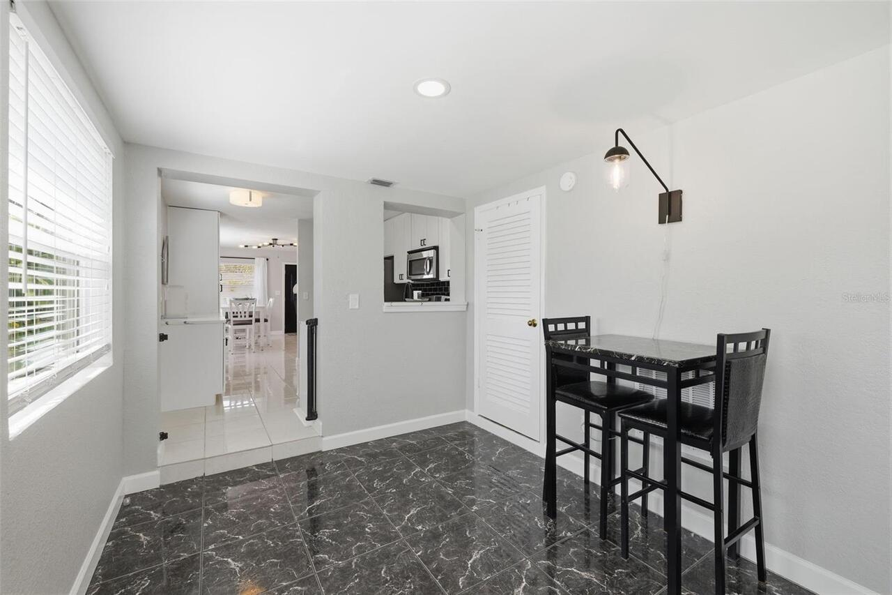 Listing Photo 14