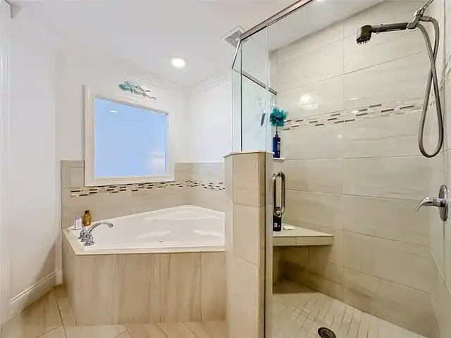 Listing Photo 34
