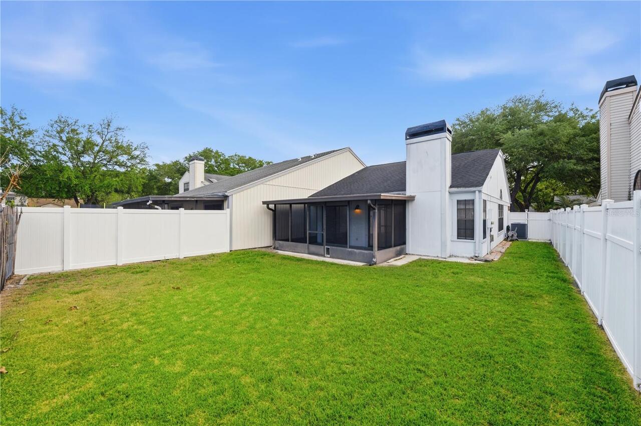 Listing Photo 10
